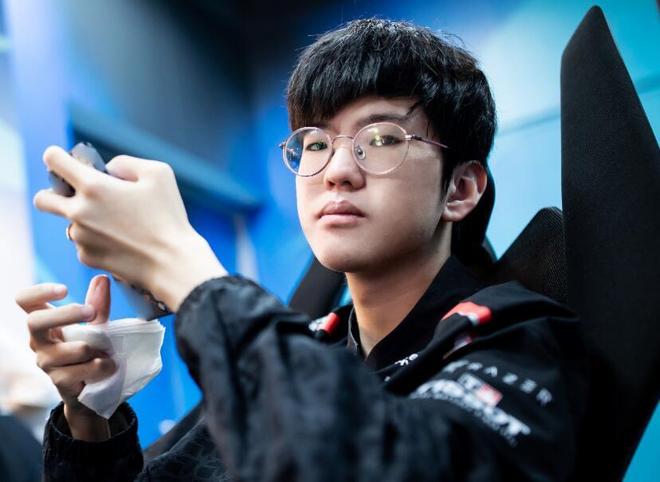 FURIA Esports 对阵 The MongolZ ，NAVI 将与 aurora 争夺 Thunderpick 世界冠军赛 2025 的季后赛名额